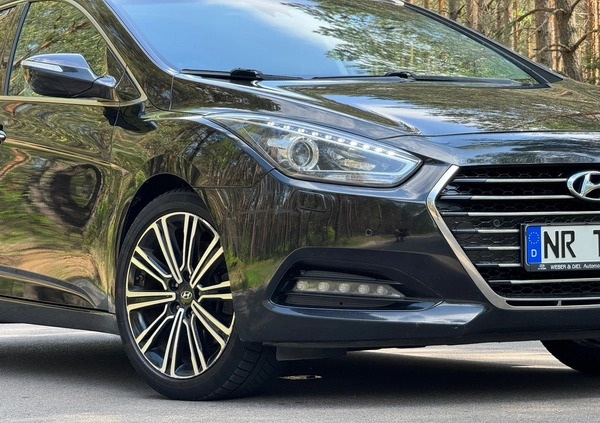 Hyundai i40 cena 48900 przebieg: 240740, rok produkcji 2017 z Bierutów małe 781